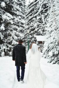 winter-weddings-near-hamburg-buffalo-ny-bride-groom-logo